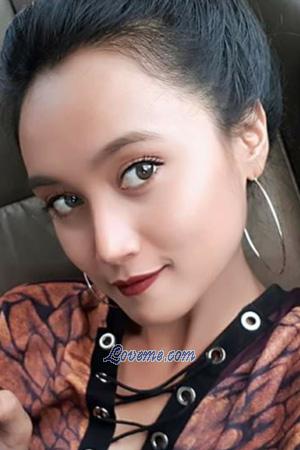 193648 - Hamhong Age: 23 - Thailand