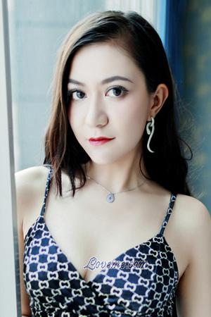 205981 - Ziluolan Age: 21 - China