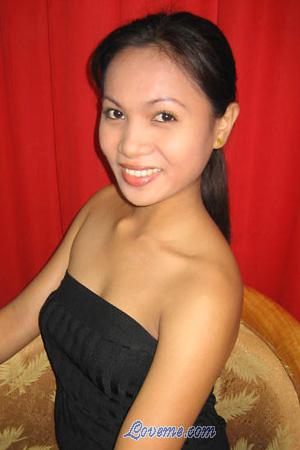 82250 - Conie Age: 26 - Philippines